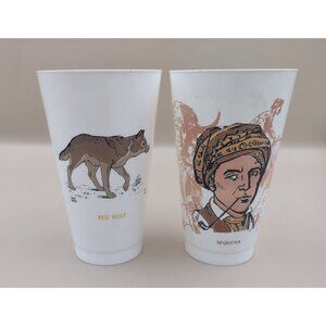 Vintage 7-Eleven Red Wolf & Sequoya Plastic Collectible Cups Endangered Animals